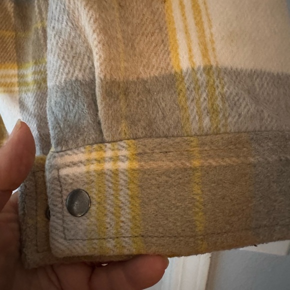 NWOT women’s XL shacket - Picture 2 of 4